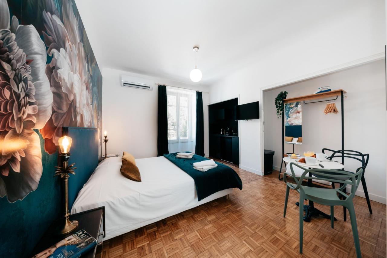 Les Precieuses Suites & Spa II Avignon Kültér fotó
